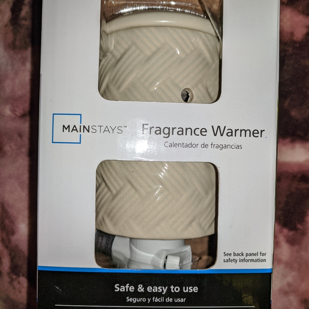 NEW! Plug-in Wax Warmer
